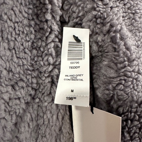 COPY - Aritzia Teddy Bomber Jacket - Picture 3 of 4